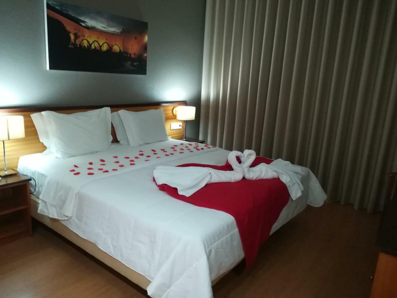 Double Room with Romantic Package,780708321:JPEG